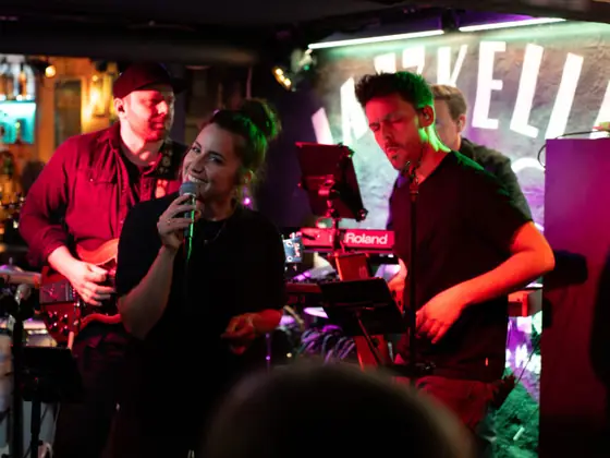 Coverband Fachabteilung 8